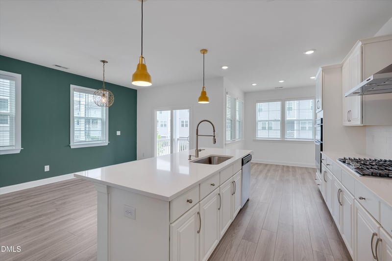 414 Clementine Dr, Cary, NC 27519