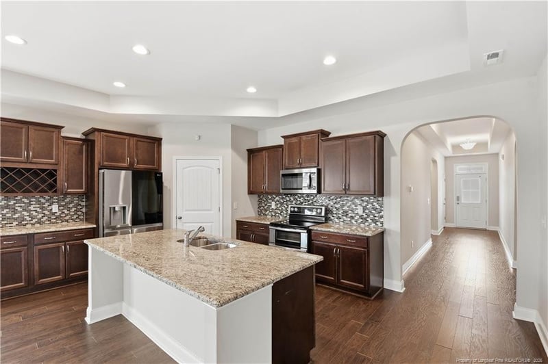 414 Longthorpe Rd, Fayetteville, NC 28311