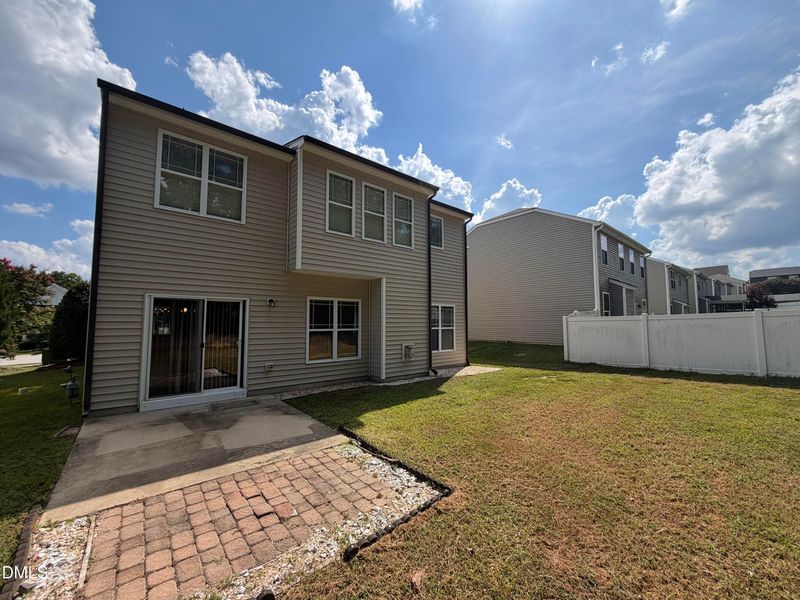 4143 White Kestrel Dr, Raleigh, NC 27616