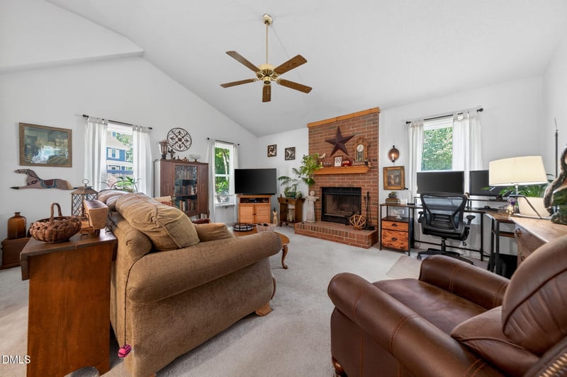 4148 Willow Haven Ct, Raleigh, NC 27616