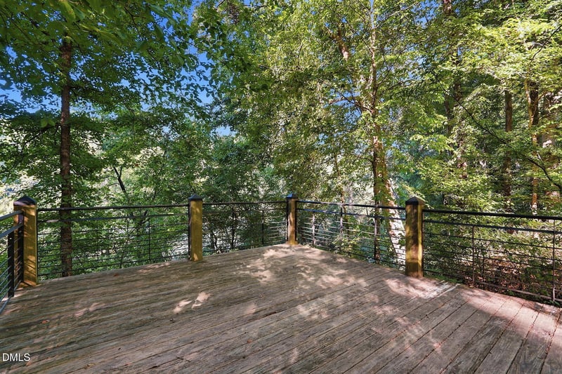 415 River Bluff Dr N, Dunn, NC 28334