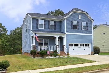 417 Field Glow Ln, Apex, NC 27539