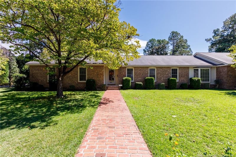 417 Wayberry Dr, Fayetteville, NC 28303