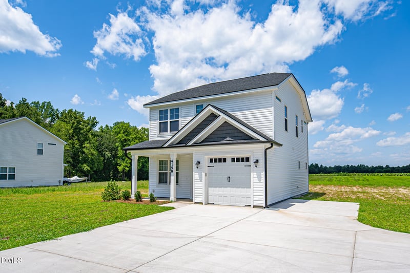 4198 Darroch Rd, Lillington, NC 27546