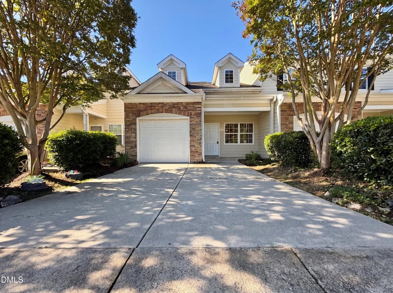 42 Sunnyview Ln, Clayton, NC 27520