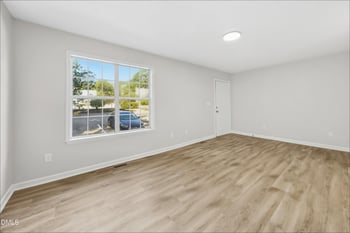 4202 Kaplan Dr, Raleigh, NC 27606
