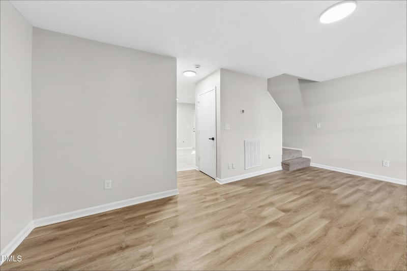 4202 Kaplan Dr, Raleigh, NC 27606