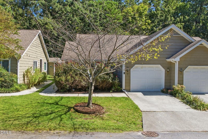 4205 Pin Oak Dr, Durham, NC 27707