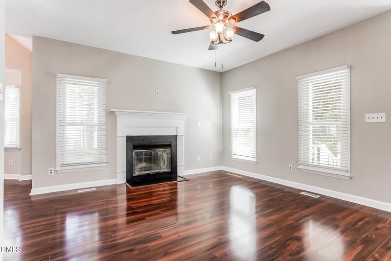 4209 Dinwiddie Ct, Raleigh, NC 27604