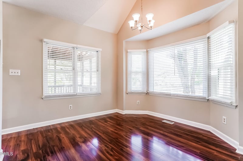 4209 Dinwiddie Ct, Raleigh, NC 27604