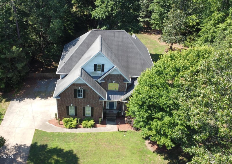 421 Cricket Hearth Rd, Sanford, NC 27330