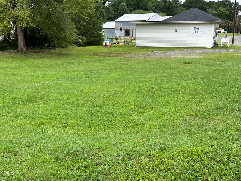 421 N Main St, Creedmoor, NC 27522