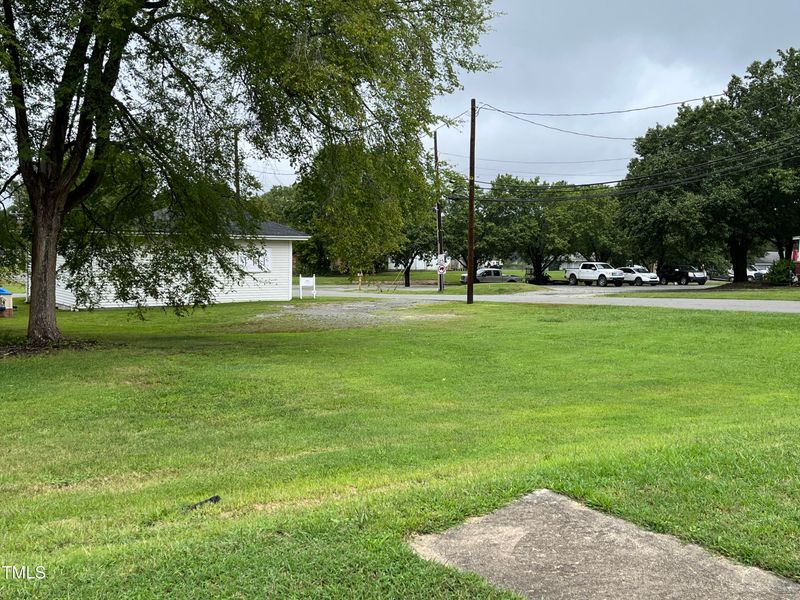 421 N Main St, Creedmoor, NC 27522