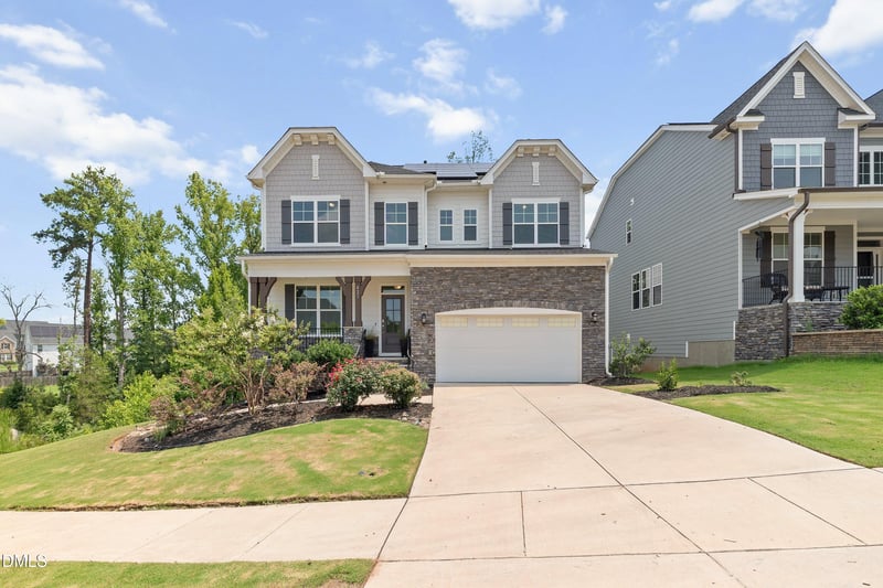 421 Ramsours Mill Dr, Holly Springs, NC 27540
