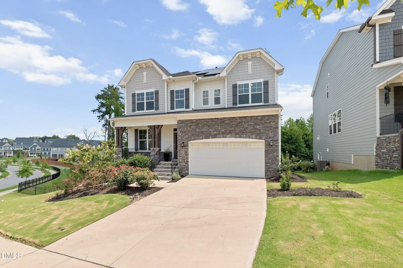 421 Ramsours Mill Dr, Holly Springs, NC 27540