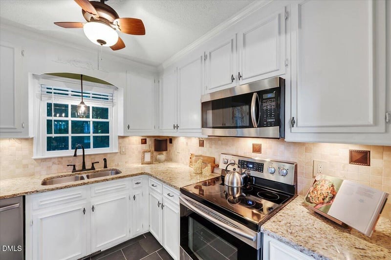 4221 Traders Dock Ct, Raleigh, NC 27616