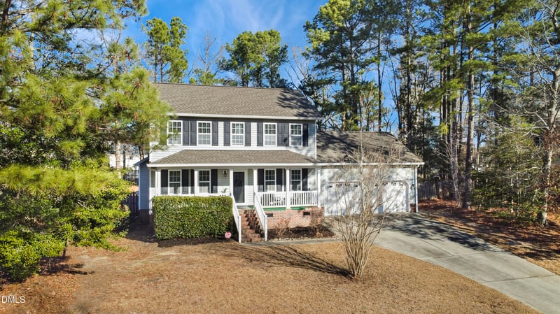 423 Kinsman Ct, Fuquay Varina, NC 27526