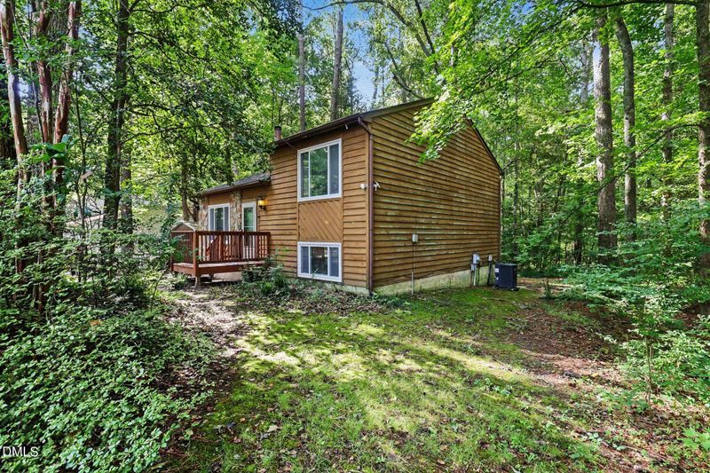 4232 Labrador Dr, Raleigh, NC 27616