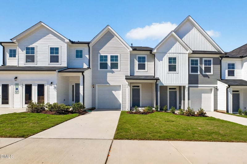 424 Barrington Ky Dr, Zebulon, NC 27597