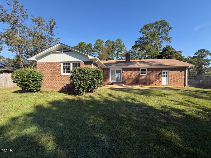 424 Lancaster Rd, Fayetteville, NC 28303