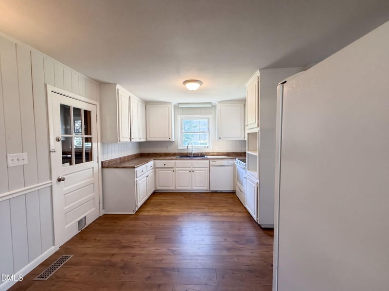 424 Lancaster Rd, Fayetteville, NC 28303