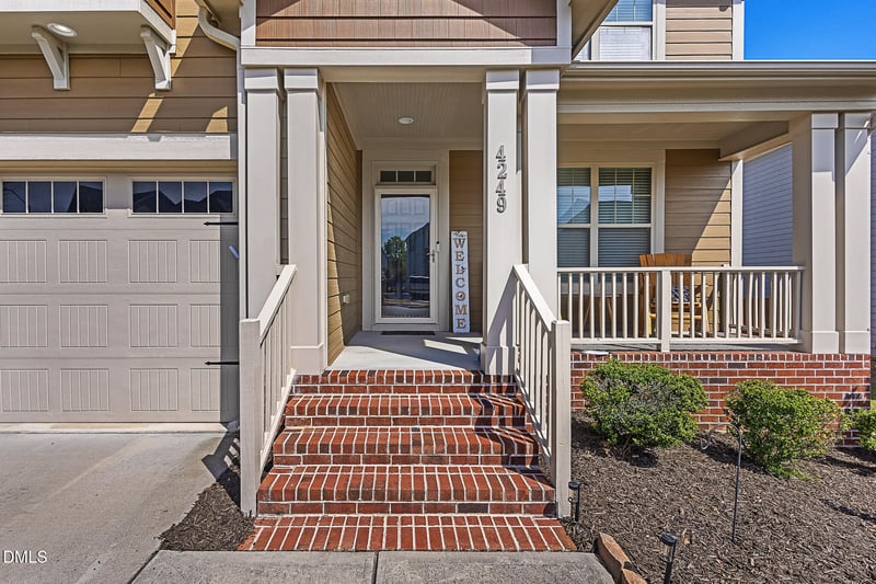 4249 Saubranch Hill St, Raleigh, NC 27616