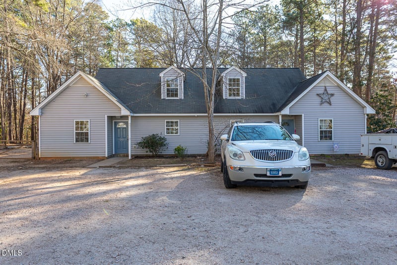 425 Pearce Ave, Wake Forest, NC 27587