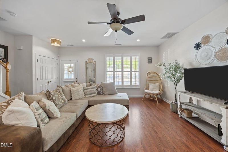4252 Vienna Crest Dr, Raleigh, NC 27613