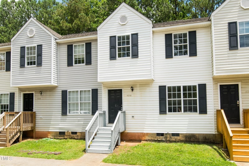 4258 Kaplan Dr, Raleigh, NC 27606