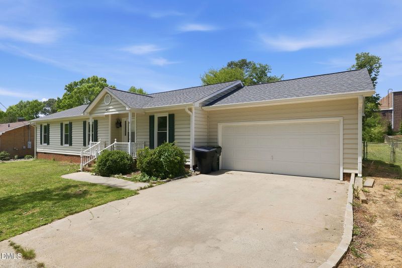 427 Overman Dr, Burlington, NC 27215