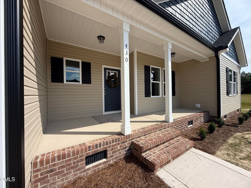 430 Chic Ennis Rd, Coats, NC 27521
