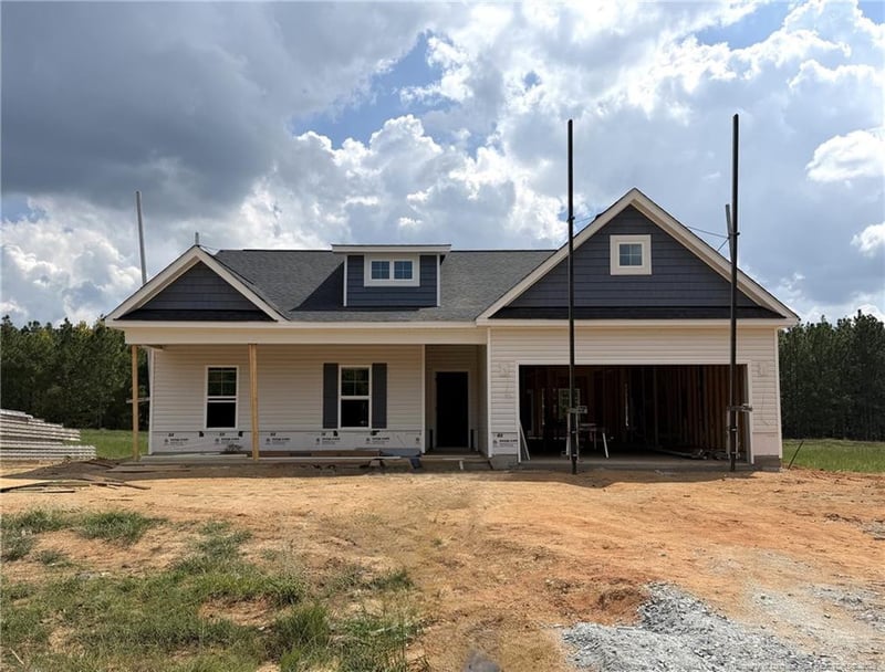 431 Thorntons Creek Dr, Erwin, NC 28339
