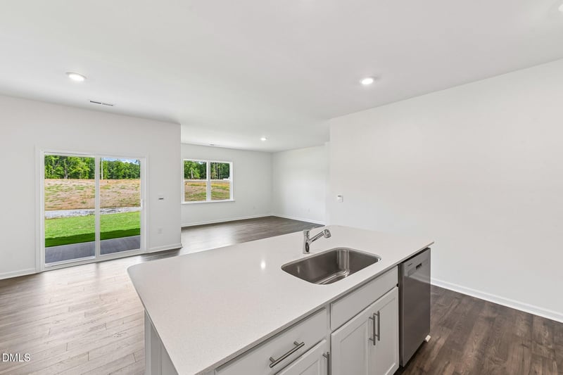 432 Conifer St, Sanford, NC 27332