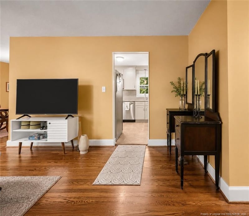 4332 Lakeside Dr, Fayetteville, NC 28311