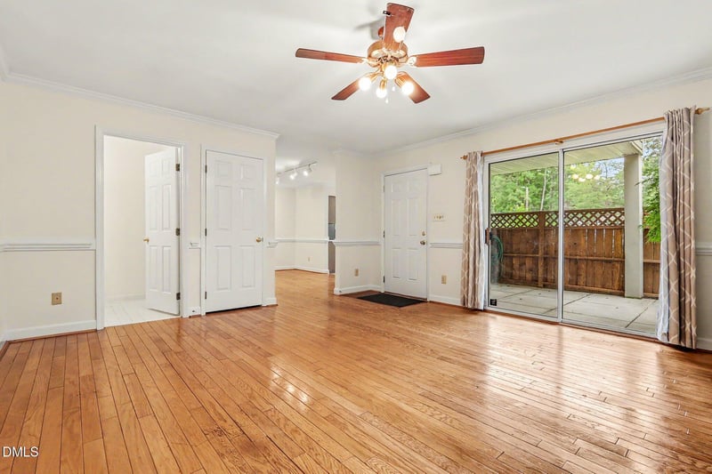 434 Summerwalk Cir, Chapel Hill, NC 27517
