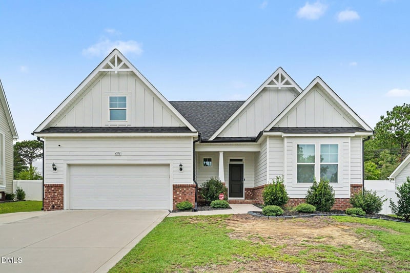 4356 Scout Camp Dr, Fayetteville, NC 28306