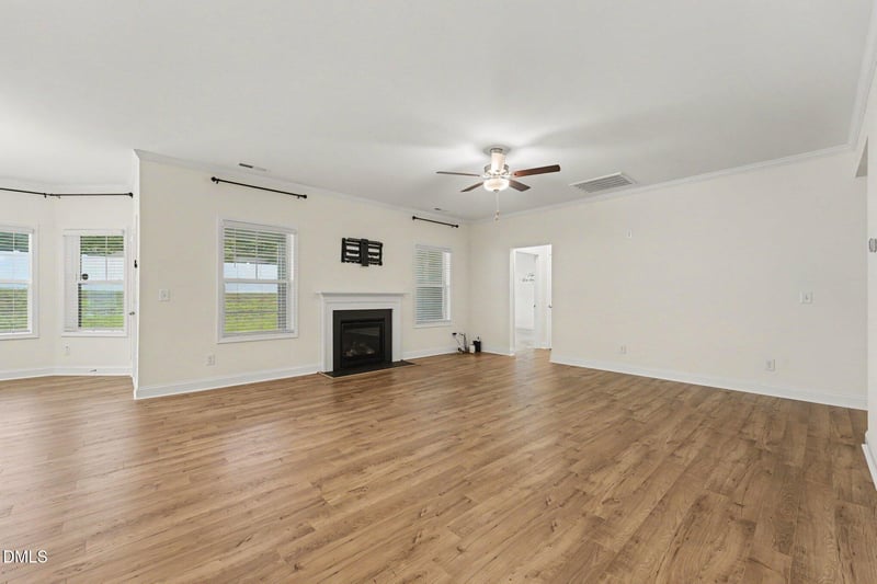 4356 Scout Camp Dr, Fayetteville, NC 28306