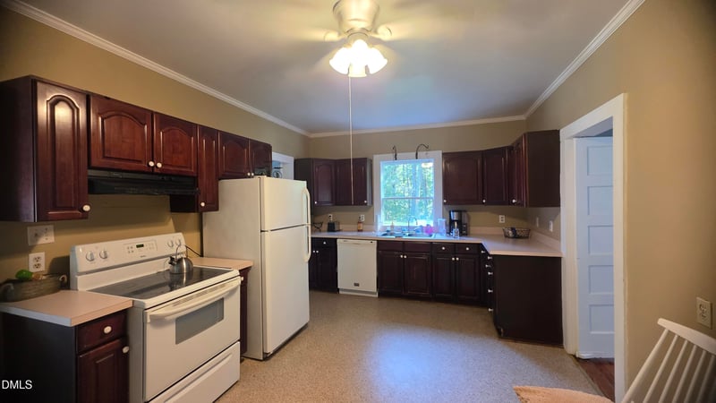 439 Lake View Rd, Louisburg, NC 27549