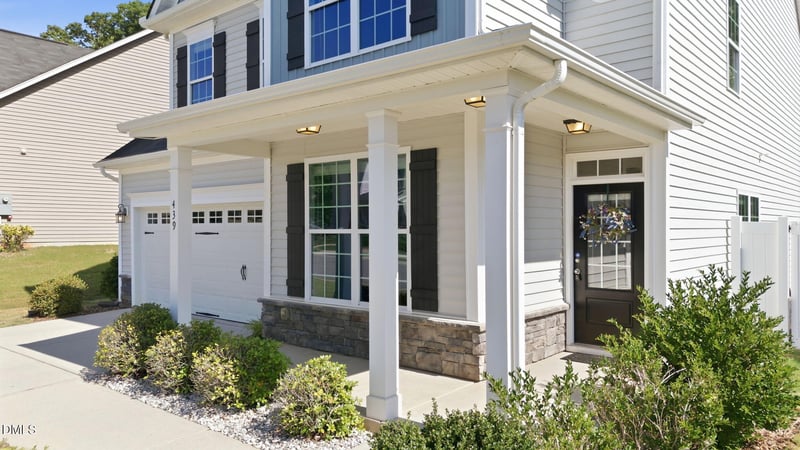 439 Sugarberry Ln, Clayton, NC 27527