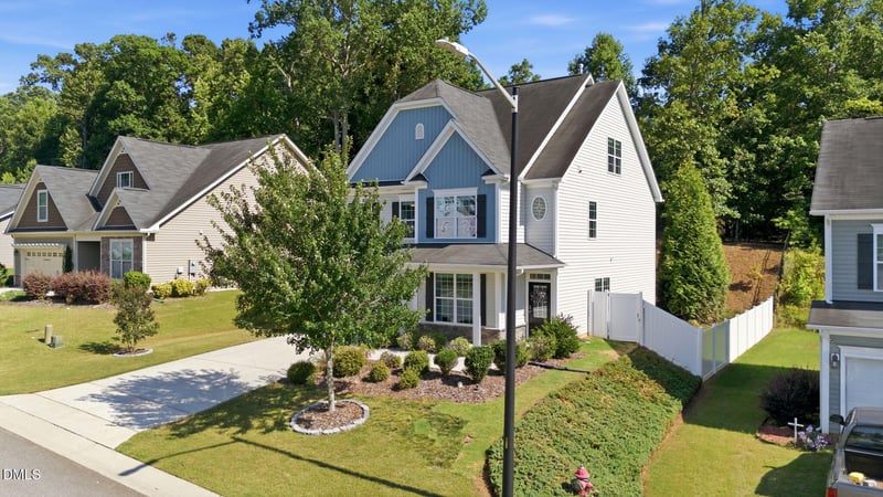 439 Sugarberry Ln, Clayton, NC 27527