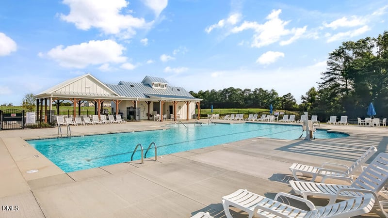 44 Honeydew Dr, Angier, NC 27501