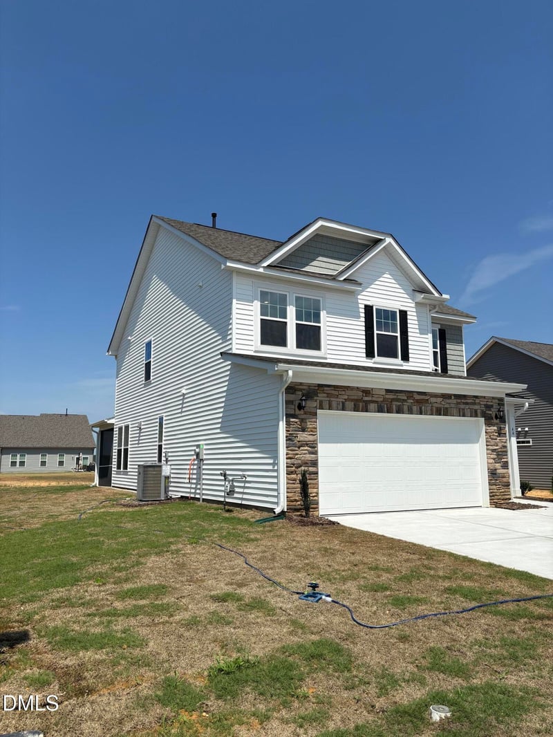 44 Little Branch Dr, Lillington, NC 27546