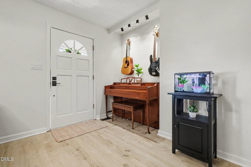 44 Wallace St, Angier, NC 27501