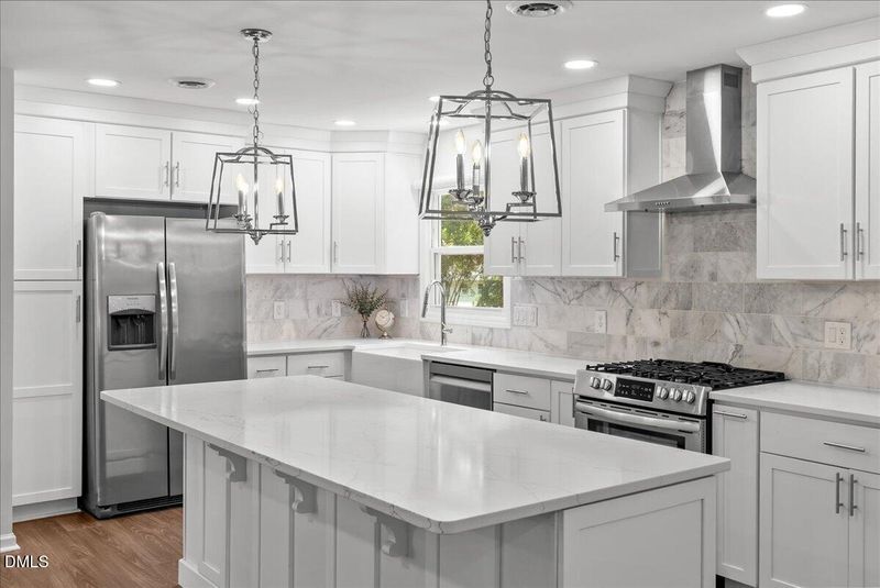 440 Rosehaven Dr, Raleigh, NC 27609