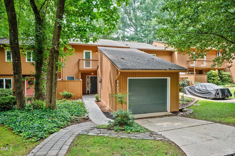 4403 Shadetree Ct, Raleigh, NC 27613