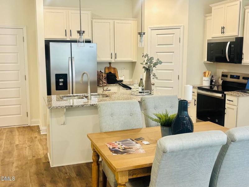 4425 Dominion Crest Dr, Apex, NC 27523