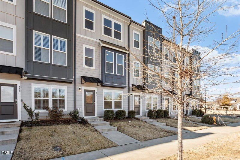 443 N Fisher St, Raleigh, NC 27610