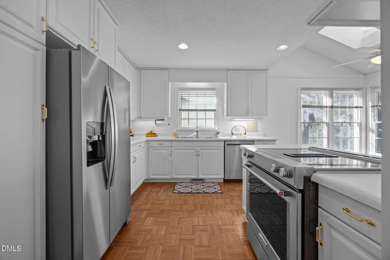 444 Crossvine Close, Pittsboro, NC 27312