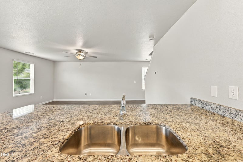 445 Brisk Dr, Zebulon, NC 27597