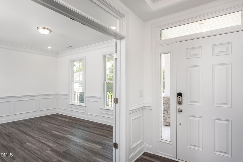 447 Rising Star Dr, Clayton, NC 27520
